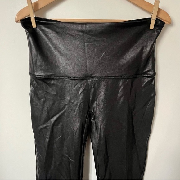 Spanx Faux Leather Leggings Black Size 1X - Picture 6 of 10